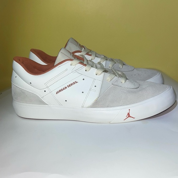 Nike Air Jordan Series Es - Picture 3 of 8